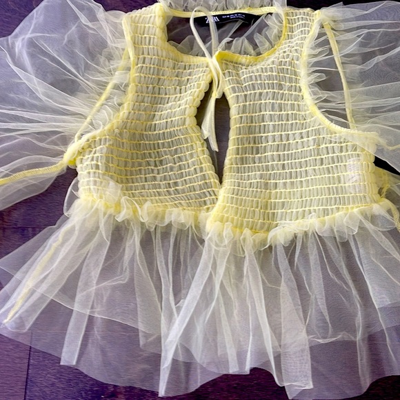 Top - Picture 2 of 4